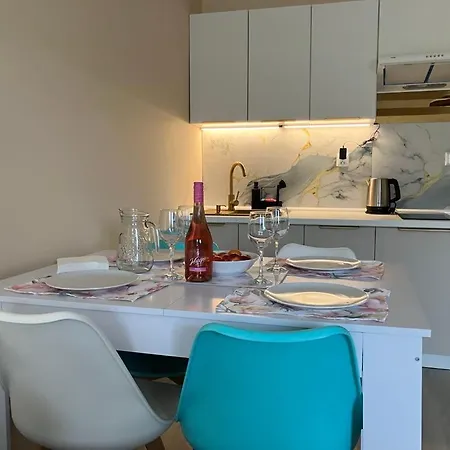 Apartman 16 Garamfő